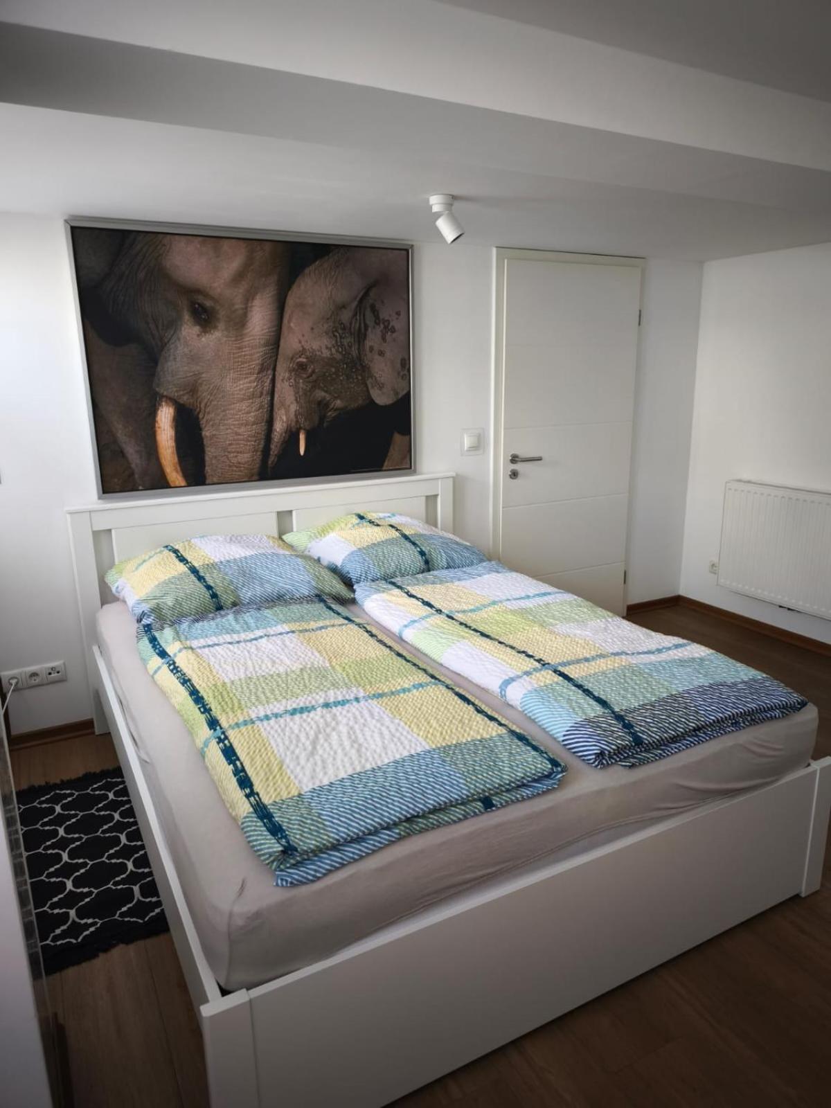 Wohnung In Muelheim-Kaerlich מראה חיצוני תמונה